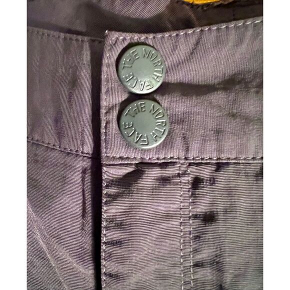 The North Face Pants Womens 4 Nylon Convertible Zip Off Cargo Straight Leg Gray - Picture 4 of 12